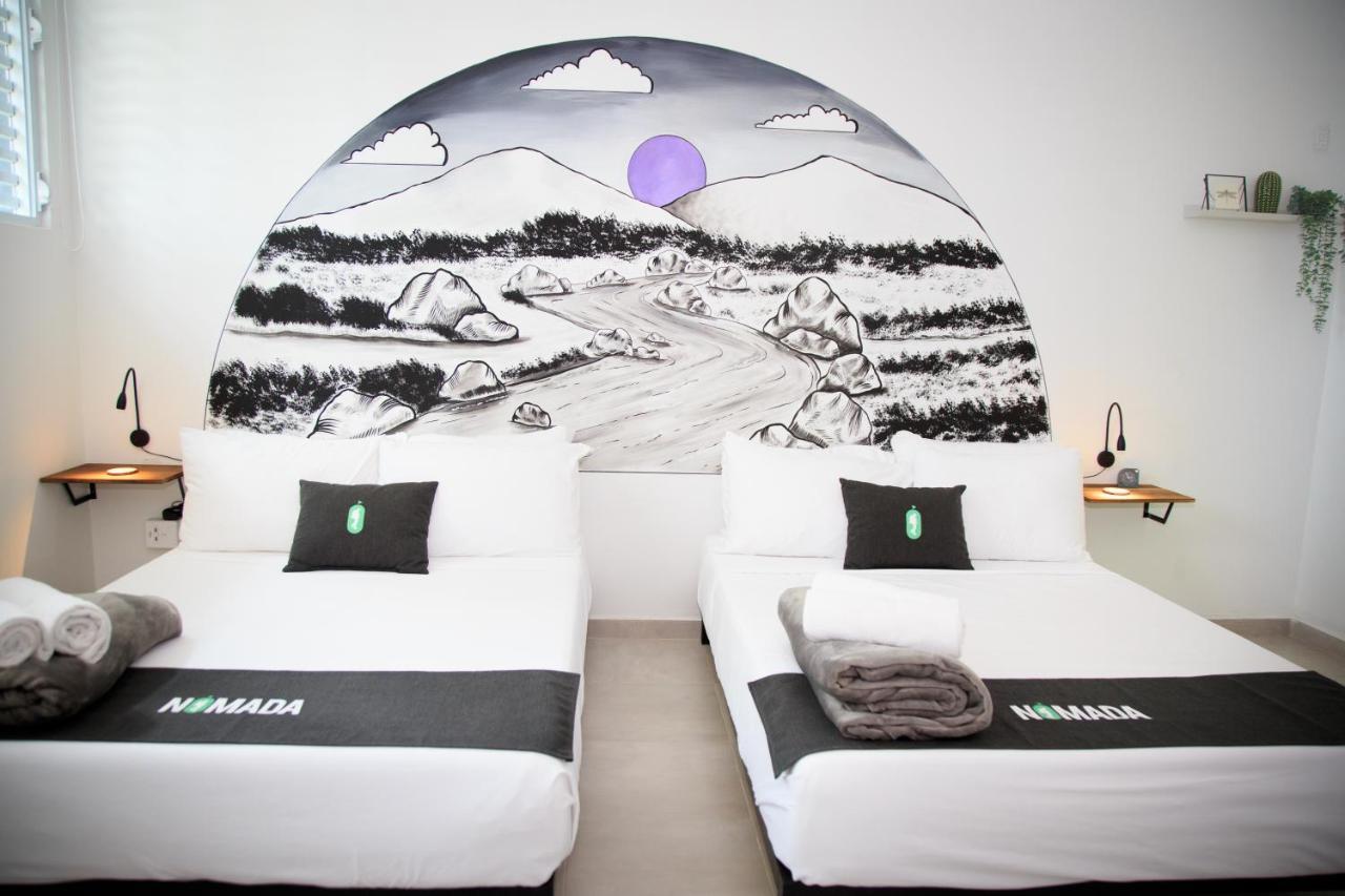 Nomada Beach Hostel- Isla Verde سان خوان المظهر الخارجي الصورة